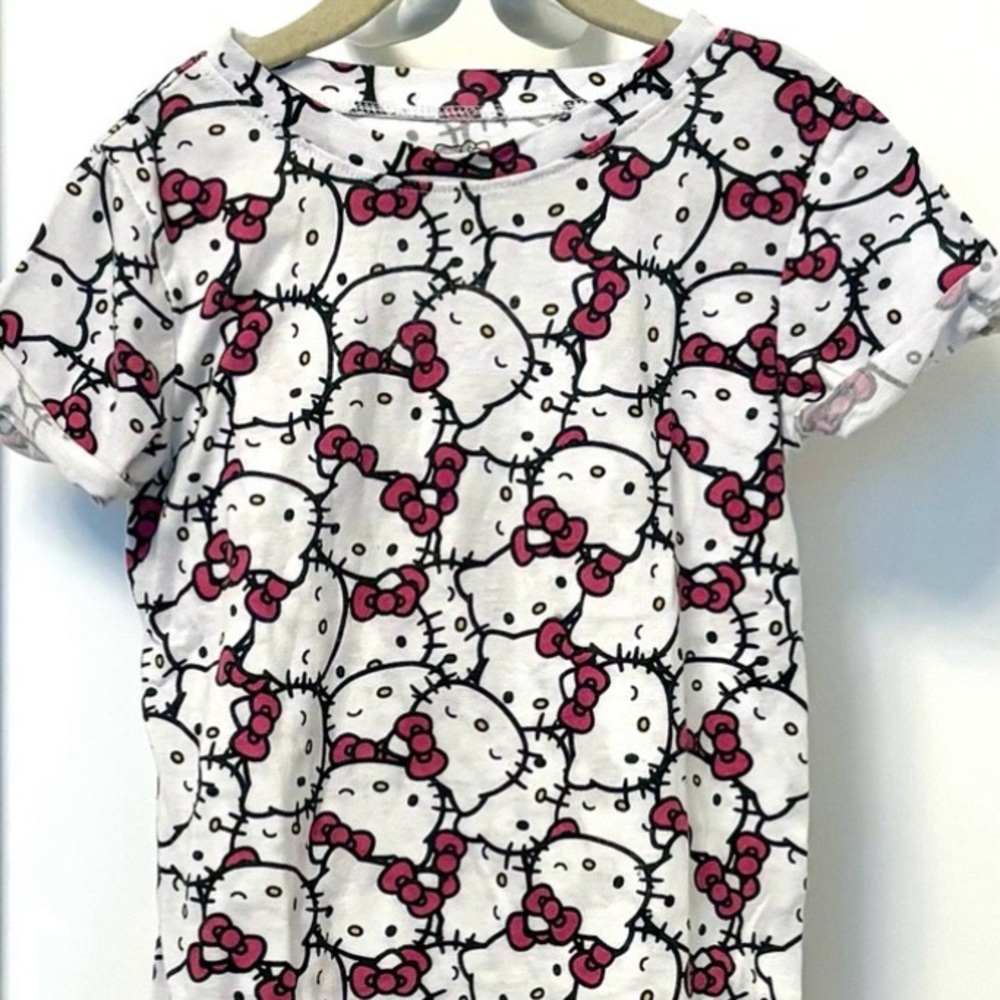 Hello Kitty Patterned Short Sleeve Cotton T-Shirt